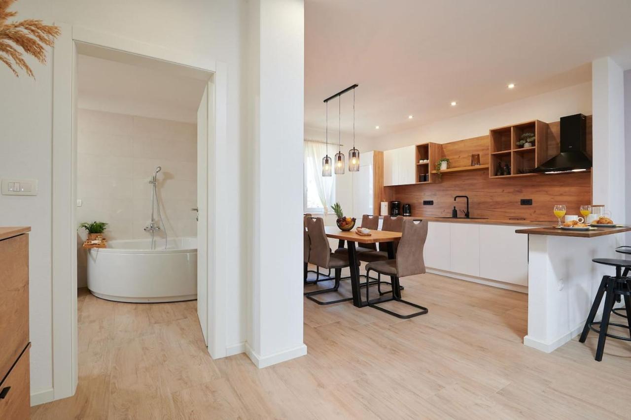 Apartman Babalui Трогир Екстериор снимка