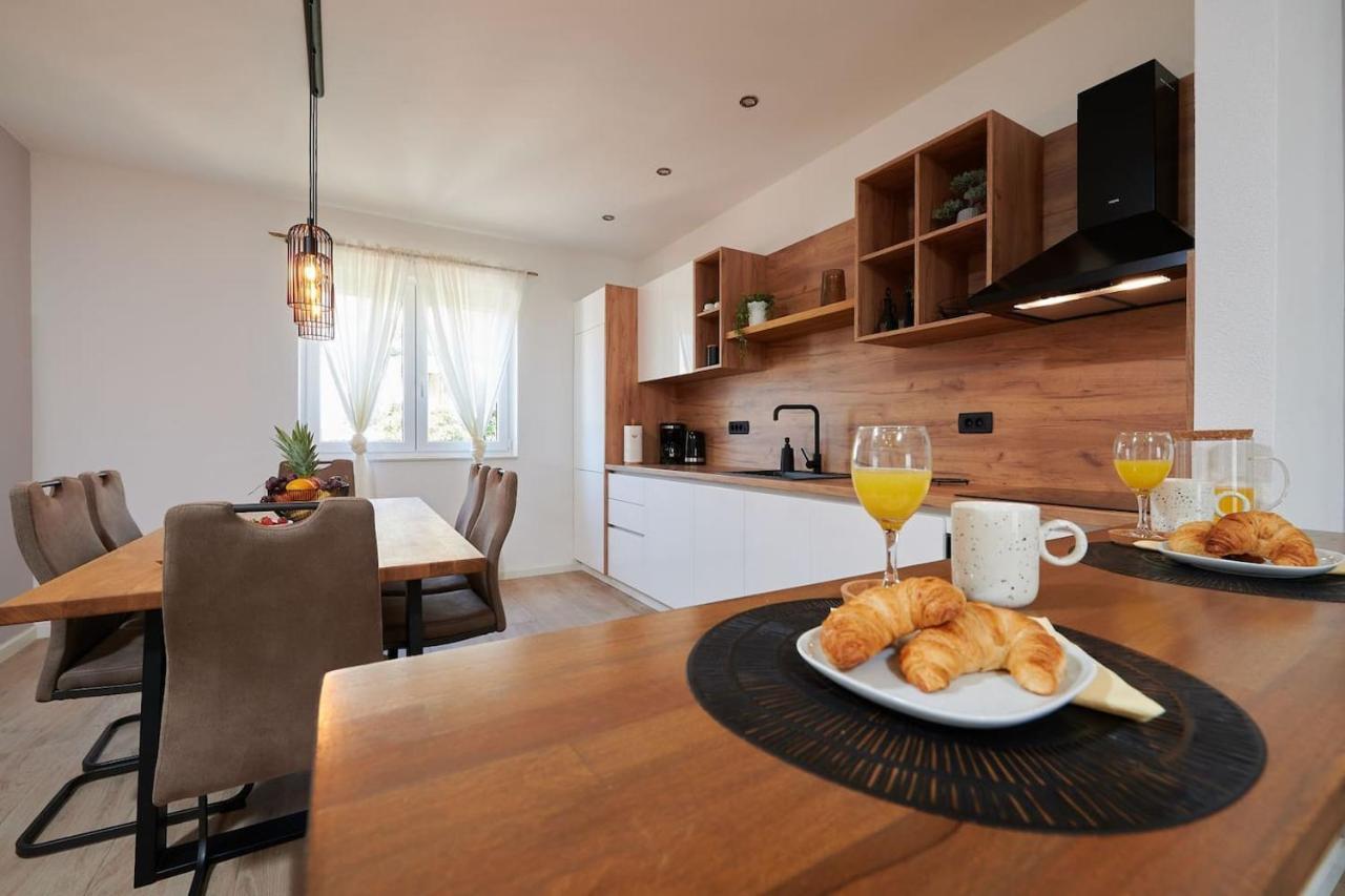 Apartman Babalui Трогир Екстериор снимка