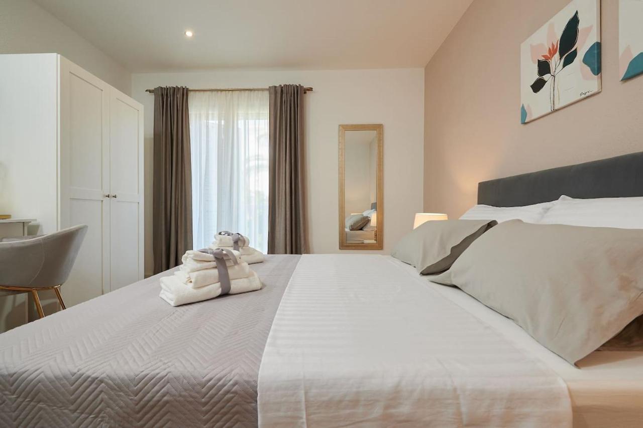 Apartman Babalui Трогир Екстериор снимка
