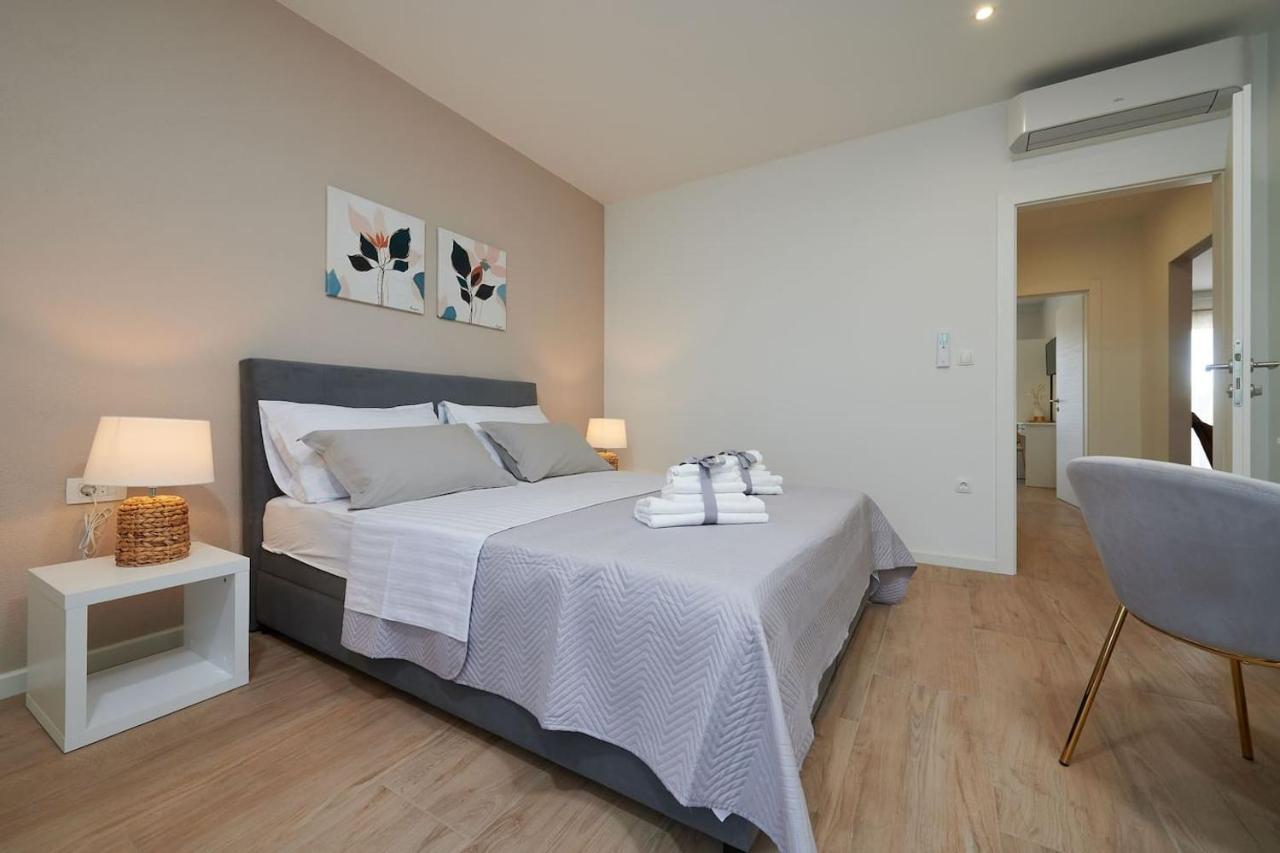 Apartman Babalui Трогир Екстериор снимка
